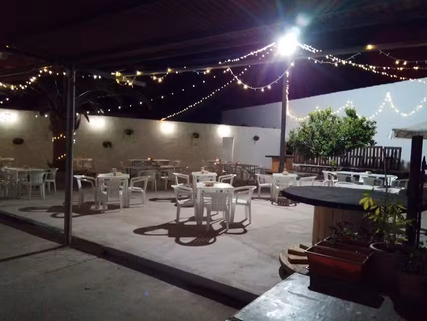 Caf&eacute;-Bar El Vivas