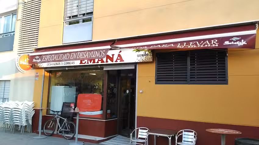 Cafe Bar Emana