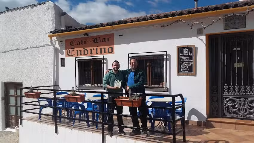 Caf&eacute; Bar Endrino