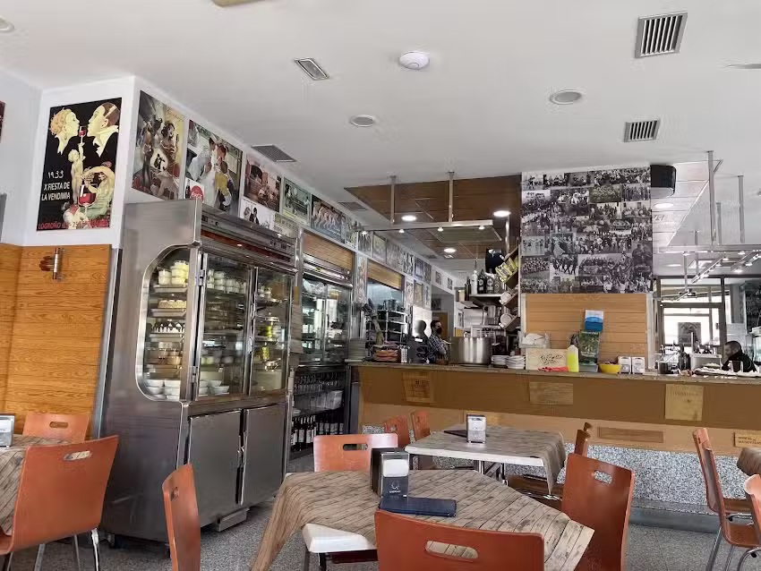 Caf&eacute; Bar entreamigos.