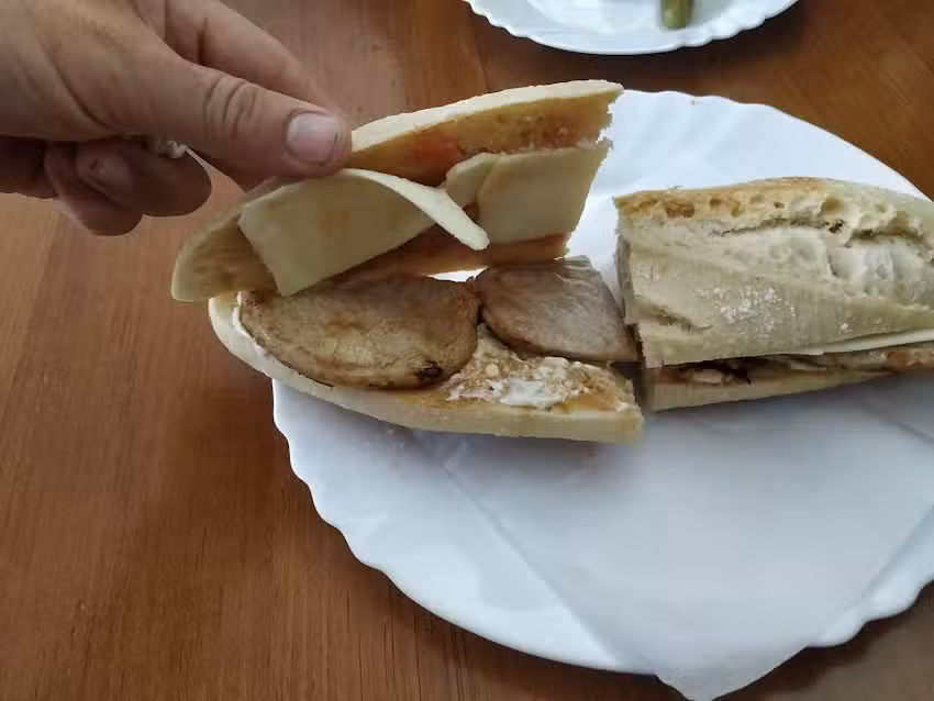 Caf&eacute; Bar Euromontaditos