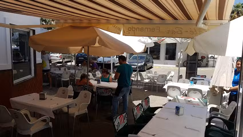 Caf&eacute; Bar Fernando Carib&uacute;