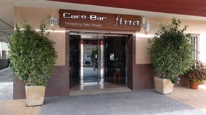 Caf&eacute; Bar Fina