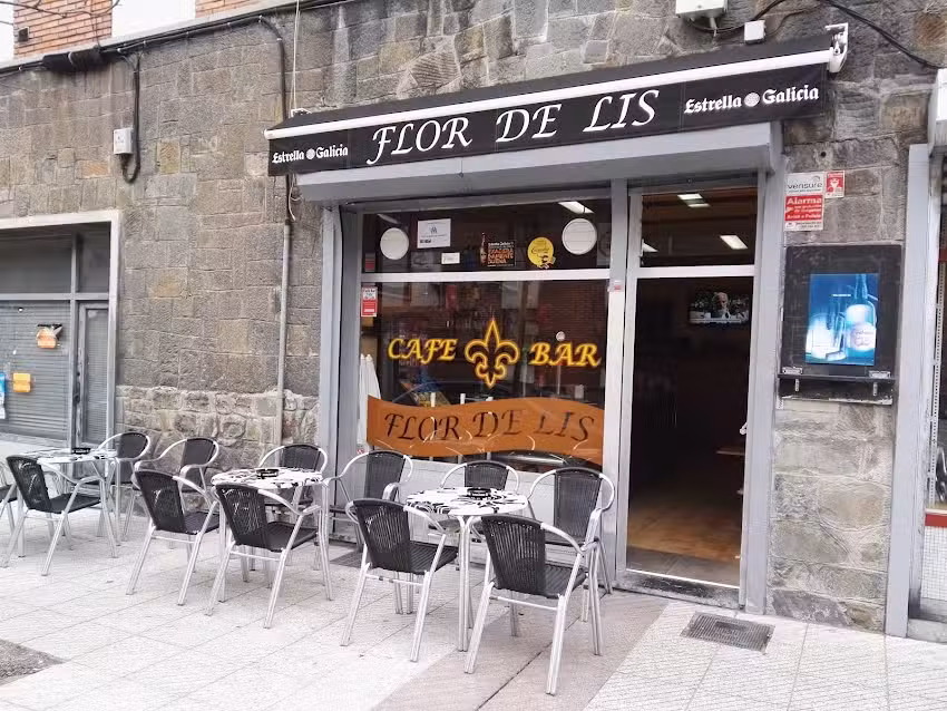 Caf&eacute; Bar Flor de Lis