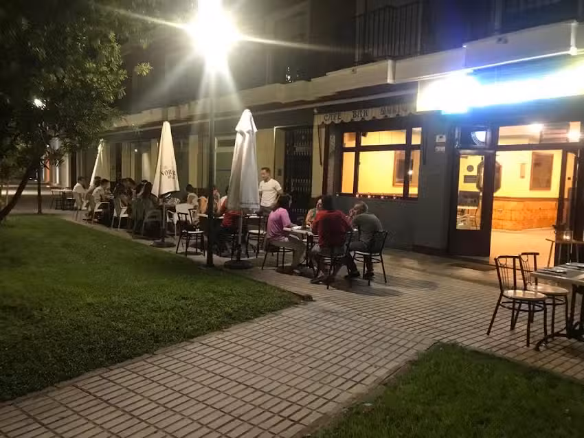 Caf&eacute; Bar Harpo