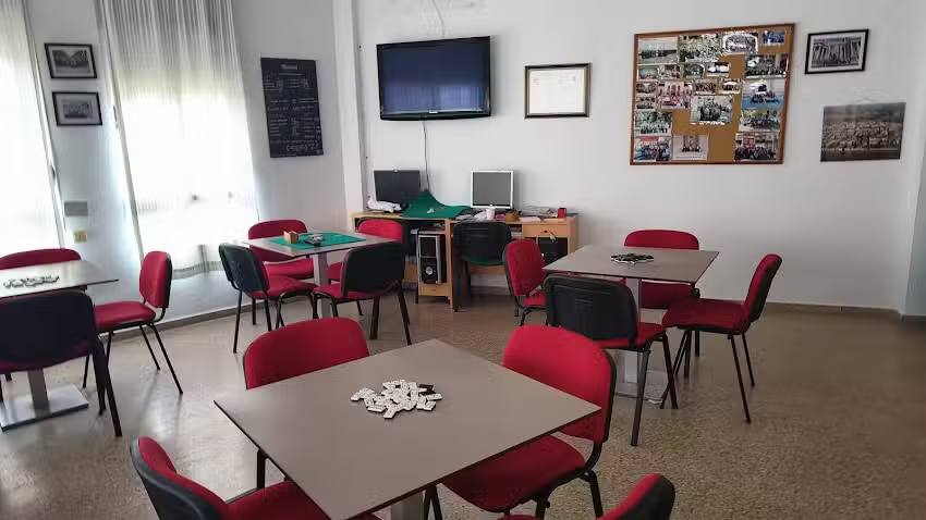 Caf&eacute; Bar Hogar del Jubilado