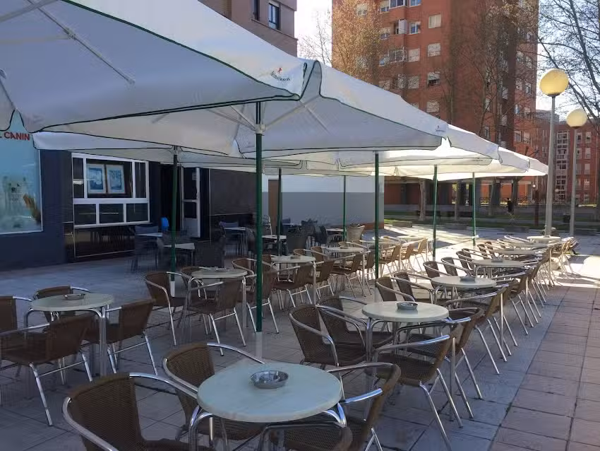 Caf&eacute; Bar Iru&ntilde;a 5