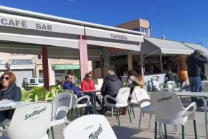 Caf&eacute; Bar Jardin