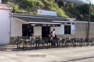 Caf&eacute; Bar Javi