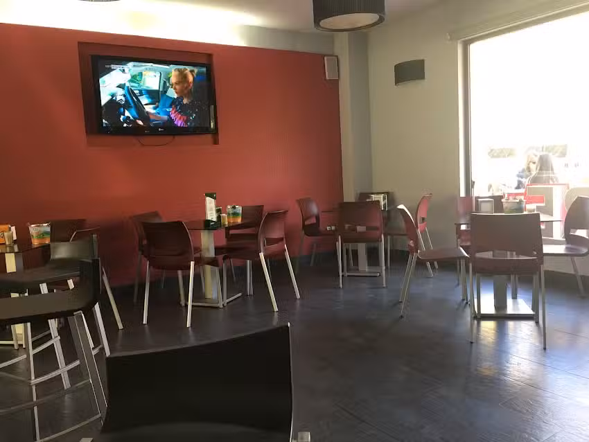 Caf&eacute;-Bar Kuore