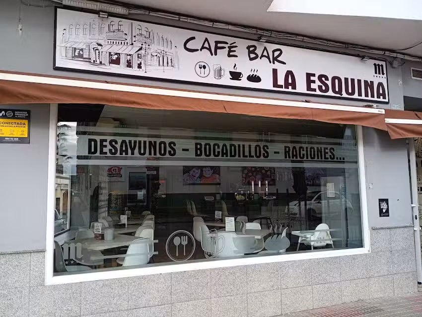 Caf&eacute; bar la esquina