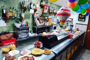 Cafe Bar la esquinita