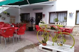 Caf&eacute; Bar La Piedra