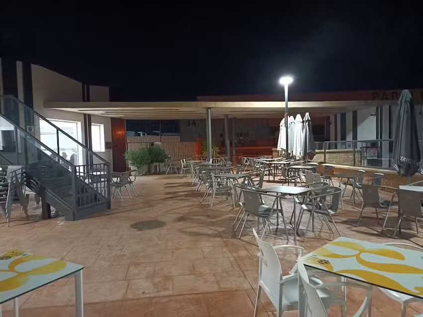 Caf&eacute;-Bar La Piscina