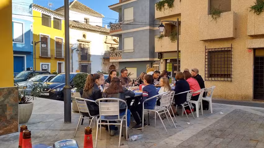 Caf&eacute; Bar La Plaza