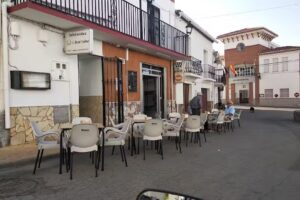 Caf&eacute; Bar La Plaza