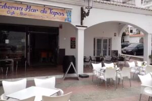 CAFÉ BAR LA PLAZA