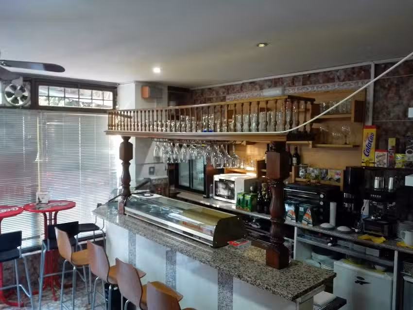 Caf&eacute; Bar La Plaza