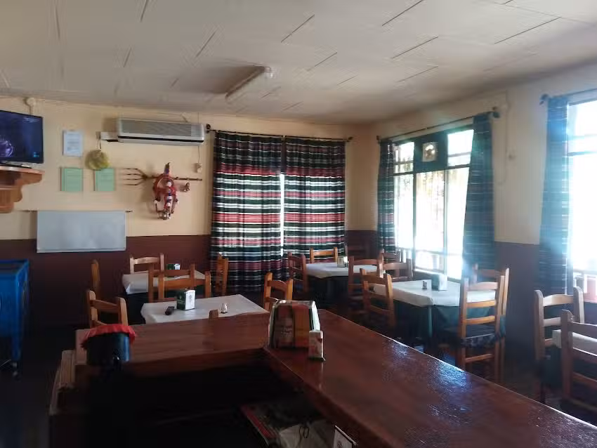 Caf&eacute;-Bar La Sarguilla