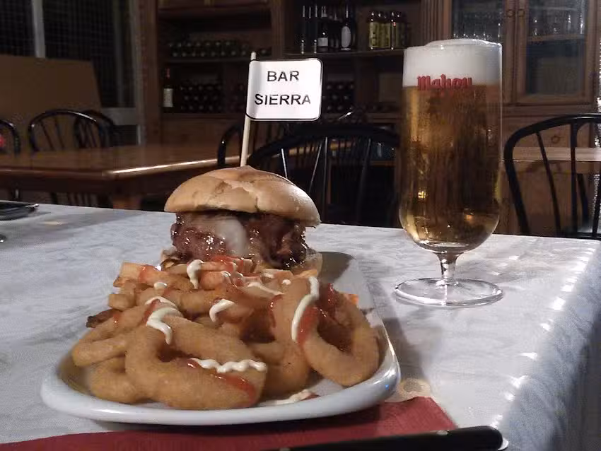 Caf&eacute; Bar la Sierra