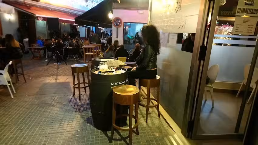 Caf&eacute; Bar la Teja