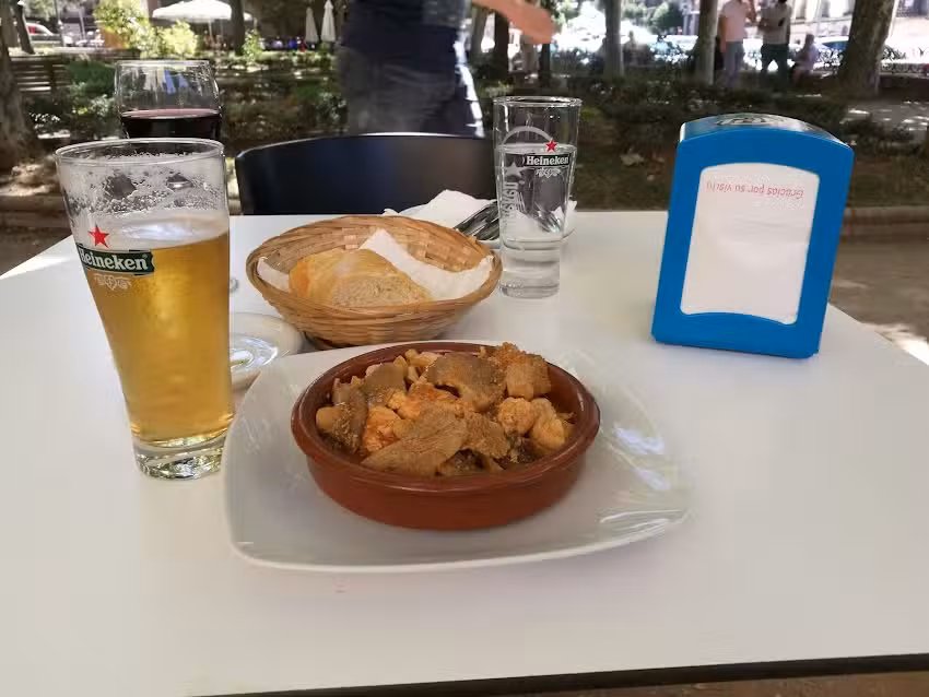 Caf&eacute;-Bar La Tertulia
