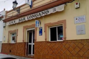 cafe bar longano
