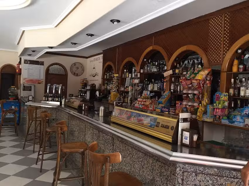 Caf&eacute; Bar Los Arcos