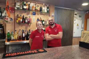 Caf&eacute;-Bar LOS HERMANOS.