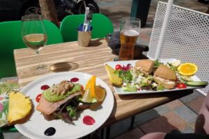 Caf&eacute; Bar Mani