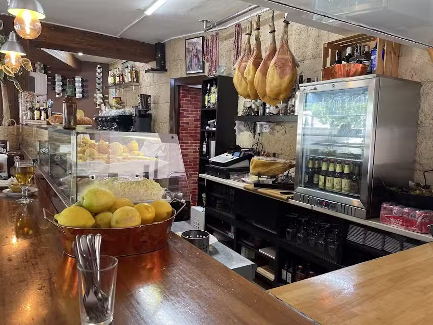 Cafe Bar Manoli
