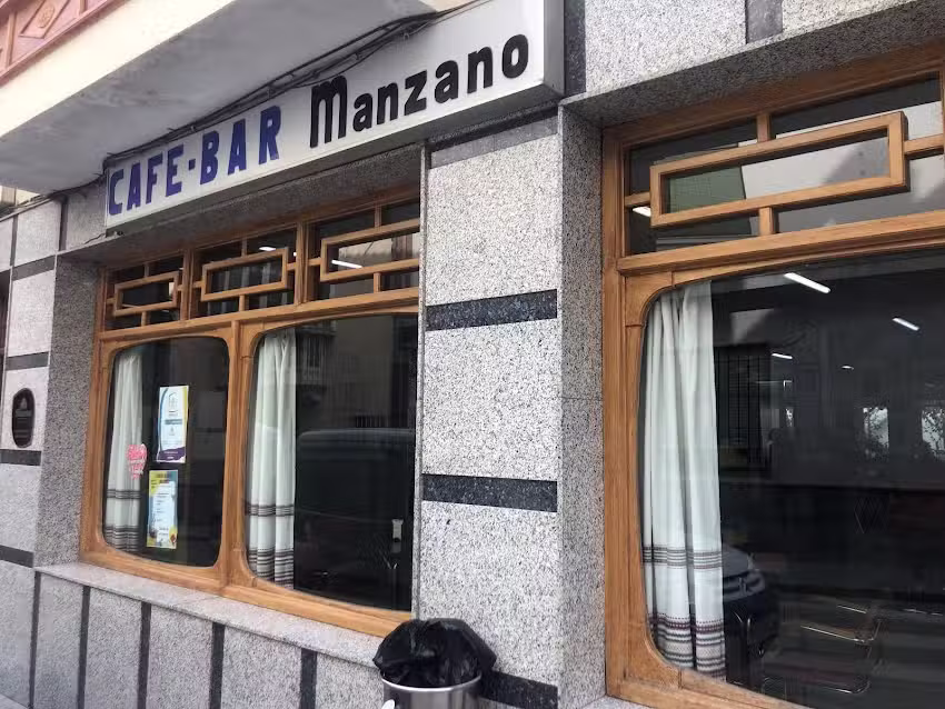 Caf&eacute;-bar Manzano