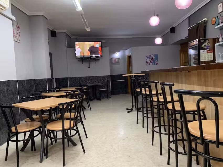 Caf&eacute; &ndash; Bar MAR-LOP