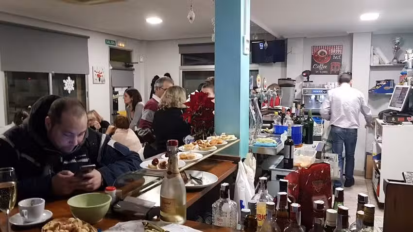 Caf&eacute; &ndash; Bar Mediterr&aacute;neo