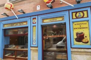 Caf&eacute; Bar Mercado Atarazanas