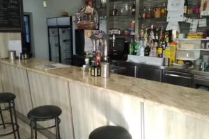 Caf&eacute; Bar Mes&iacute;a