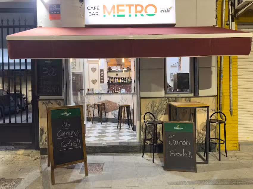 Caf&eacute; Bar Metro