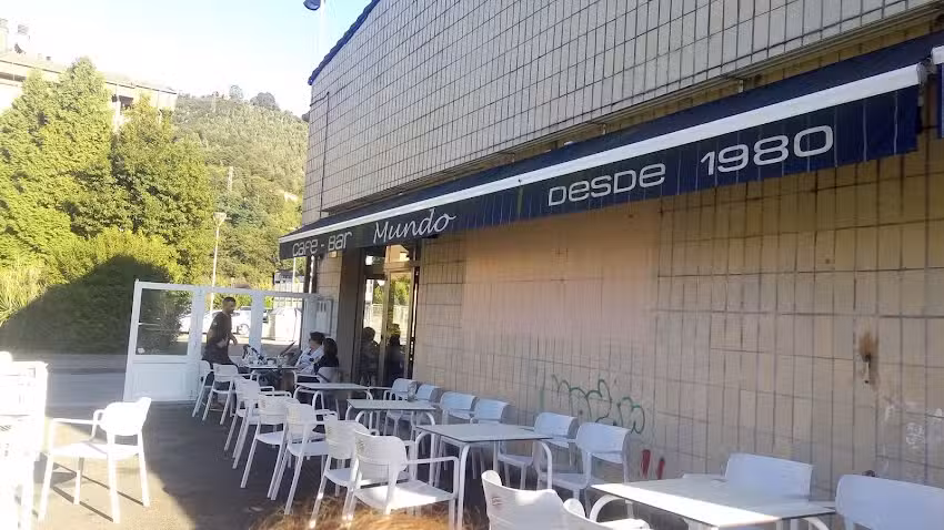 Caf&eacute;-Bar Mundo