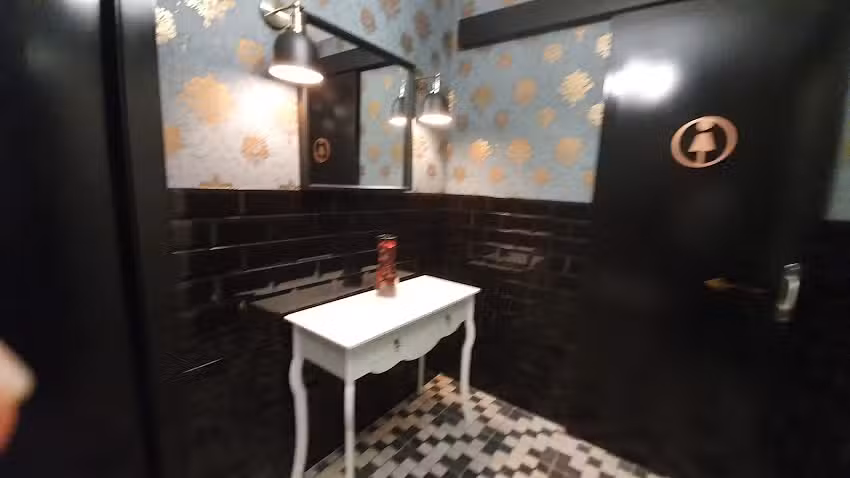 Caf&eacute; Bar Nal&oacute;n