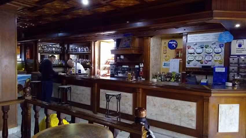 Caf&eacute; Bar Navedo