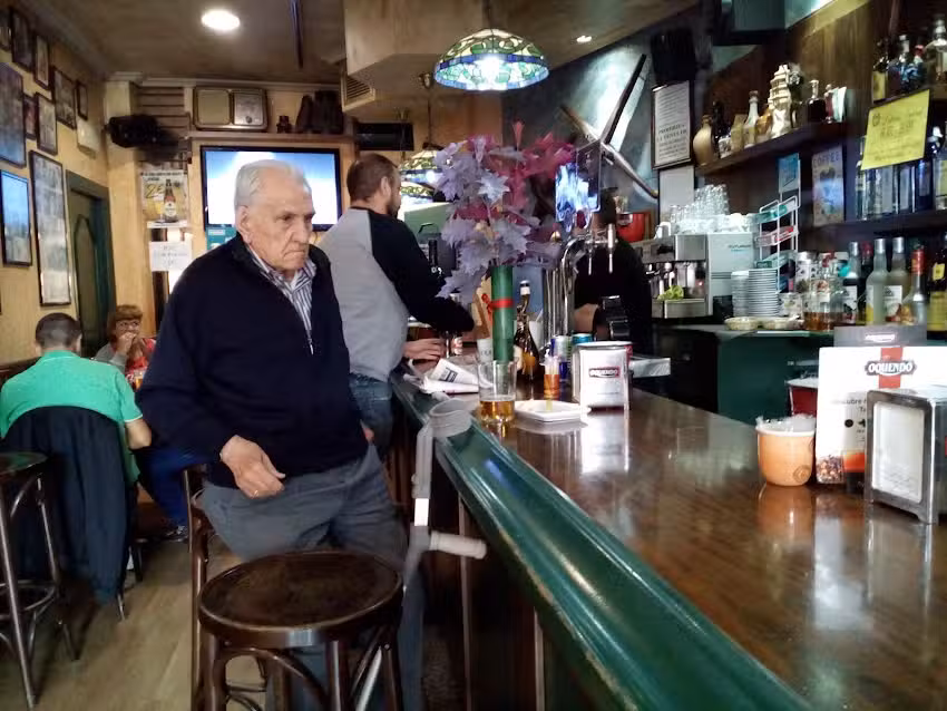 Caf&eacute; Bar N&uacute;mero 7