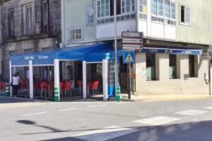 Caf&eacute; bar o Cruce