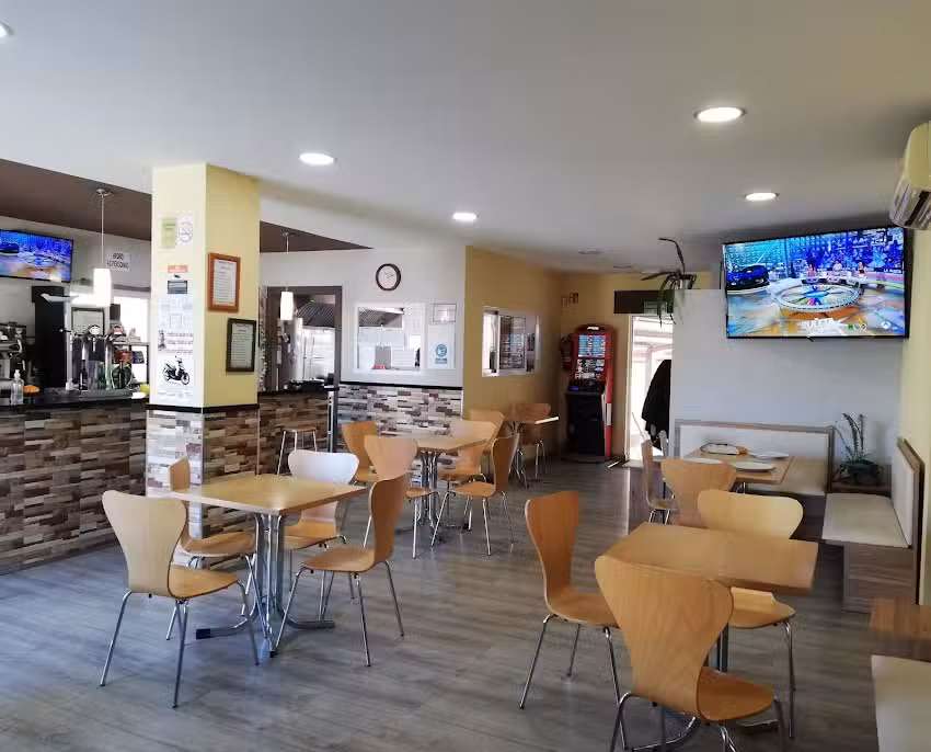 Caf&eacute; Bar &laquo;O Lar de Merchy&raquo;