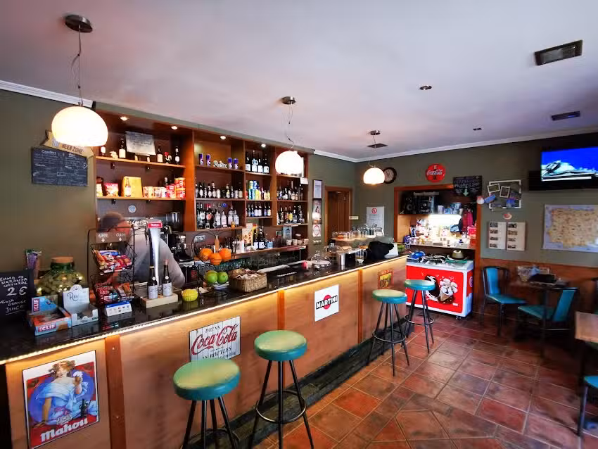 Caf&eacute; Bar Omega