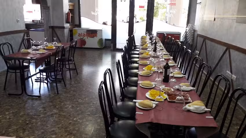 Caf&eacute; Bar Paco&rsquo;s