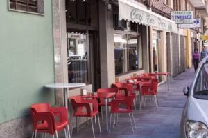 Caf&eacute; Bar Picos