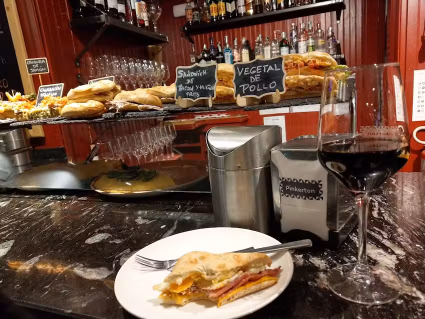 CAFE BAR PINKERTON