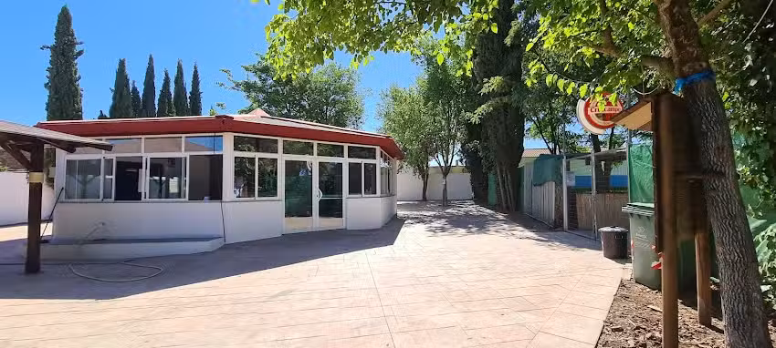 Caf&eacute; Bar Piscina