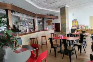 Cafe Bar Pizzer&iacute;a Criss