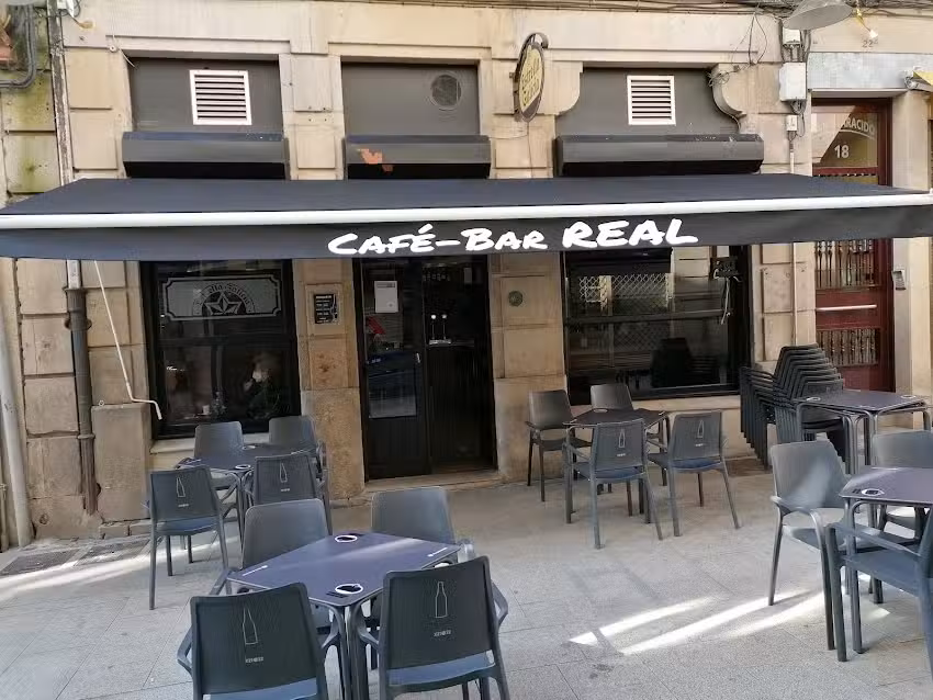 Cafe-Bar REAL